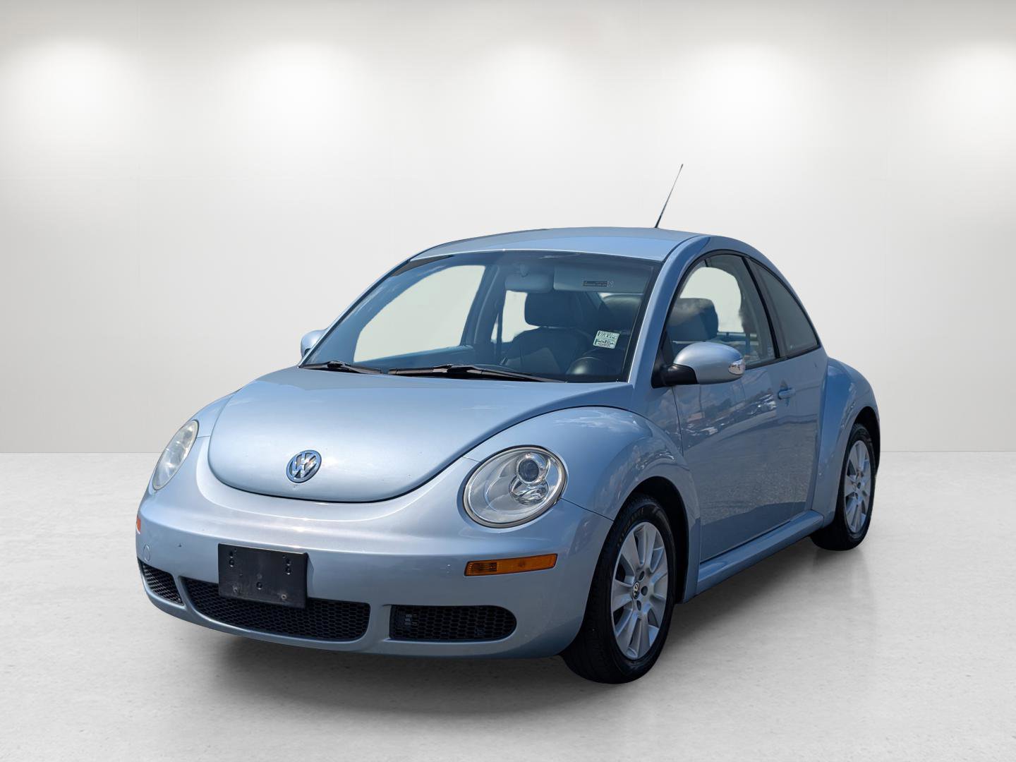 Used 2009 Volkswagen Beetle S image 1