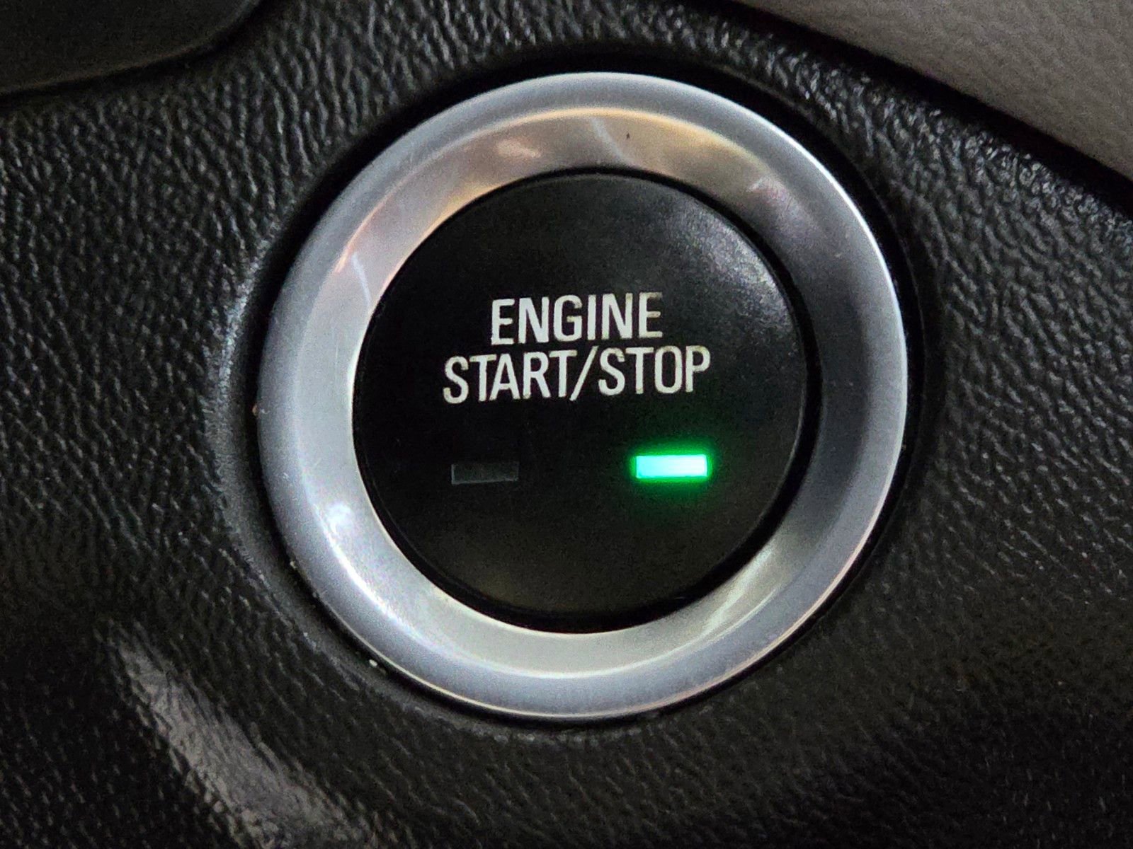 Used 2022 Chevrolet Equinox LS image 30