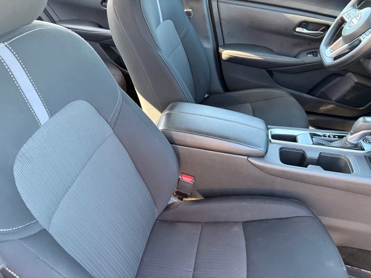 Used 2024 Nissan Sentra SV FWD image 10