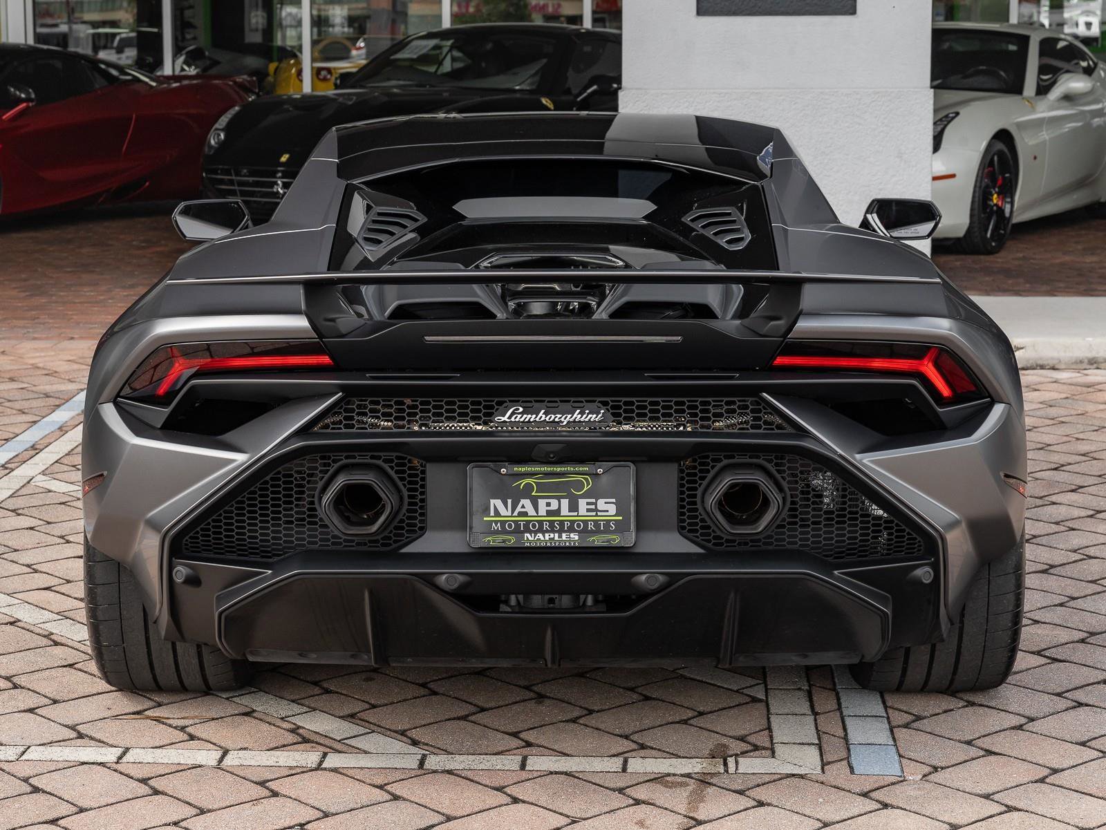 Used 2024 Lamborghini Huracan Tecnica image 18