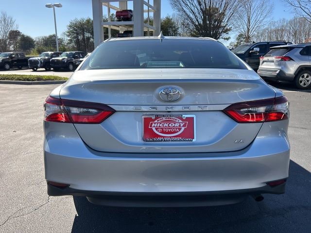 Used 2024 Toyota Camry LE image 6