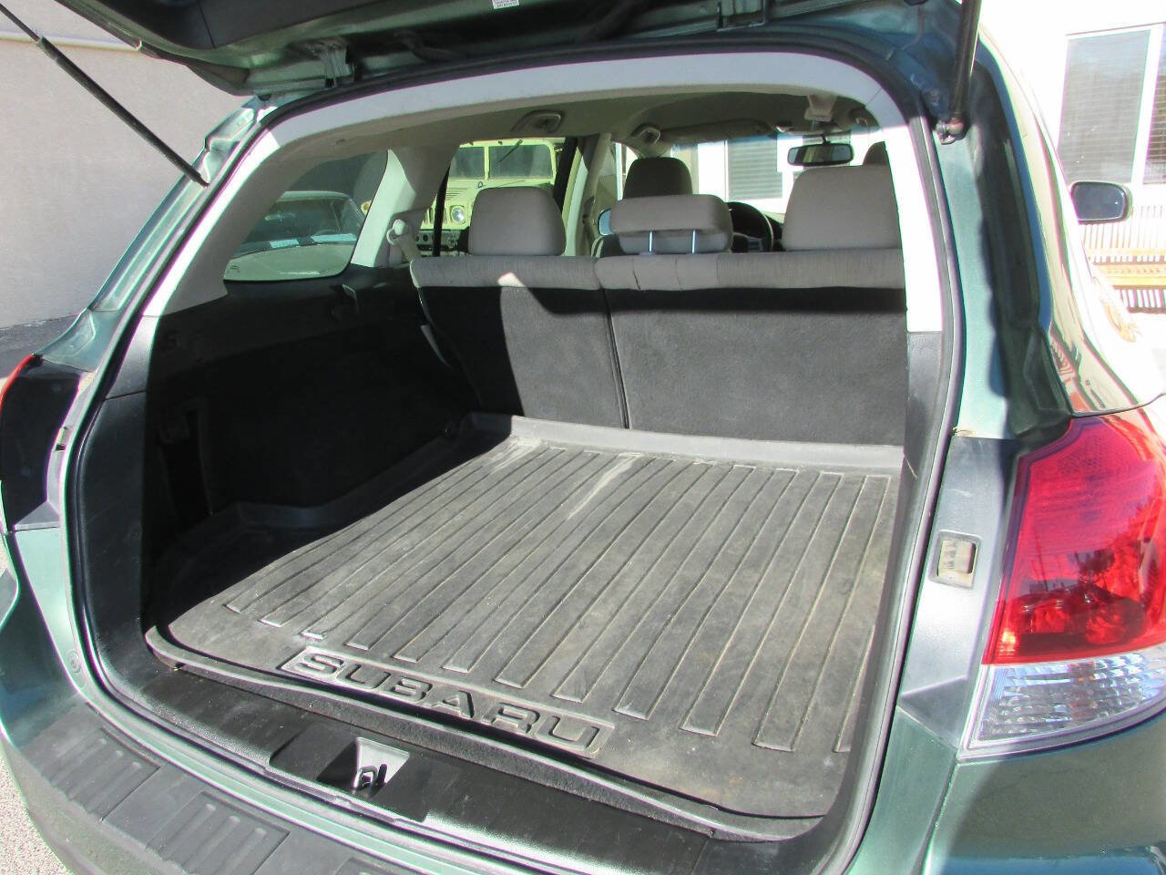Used 2014 Subaru Outback 2.5i image 24