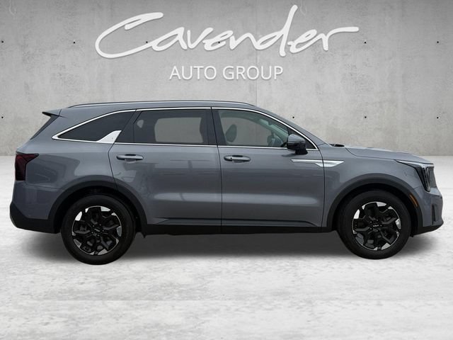Used 2024 Kia Sorento S FWD image 17