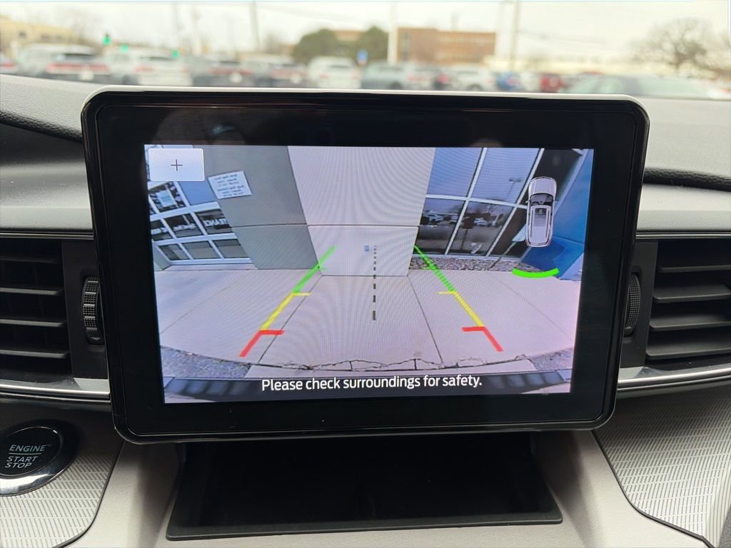 Used 2023 Ford Explorer XLT w/ Equipment Group 202A image 20