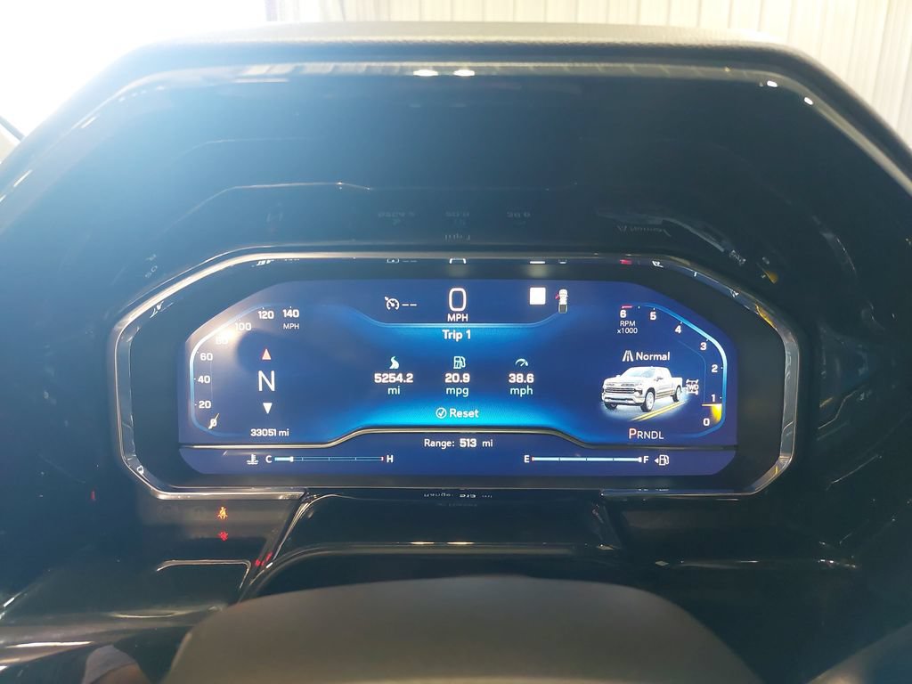Used 2023 Chevrolet Silverado 1500 LT AWD/4WD image 18