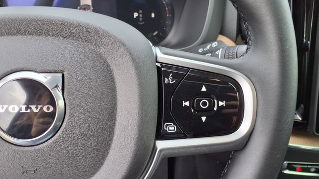 New 2026 Volvo XC60 B5 Plus w/ Protection Package Premier image 27