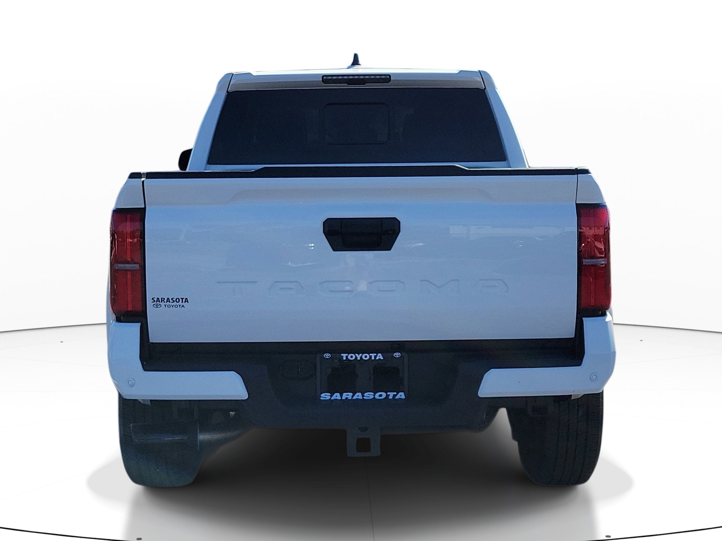 Used 2024 Toyota Tacoma TRD Sport w/ TRD Sport Upgrade Package image 5