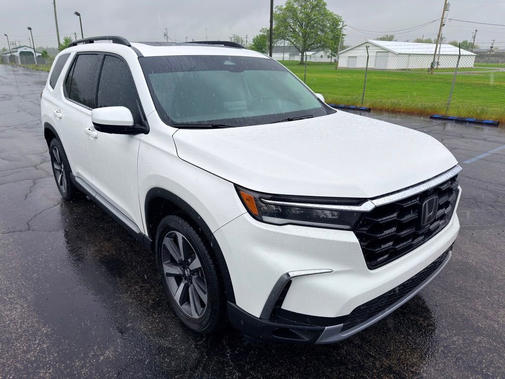 Used 2023 Honda Pilot Elite image 7