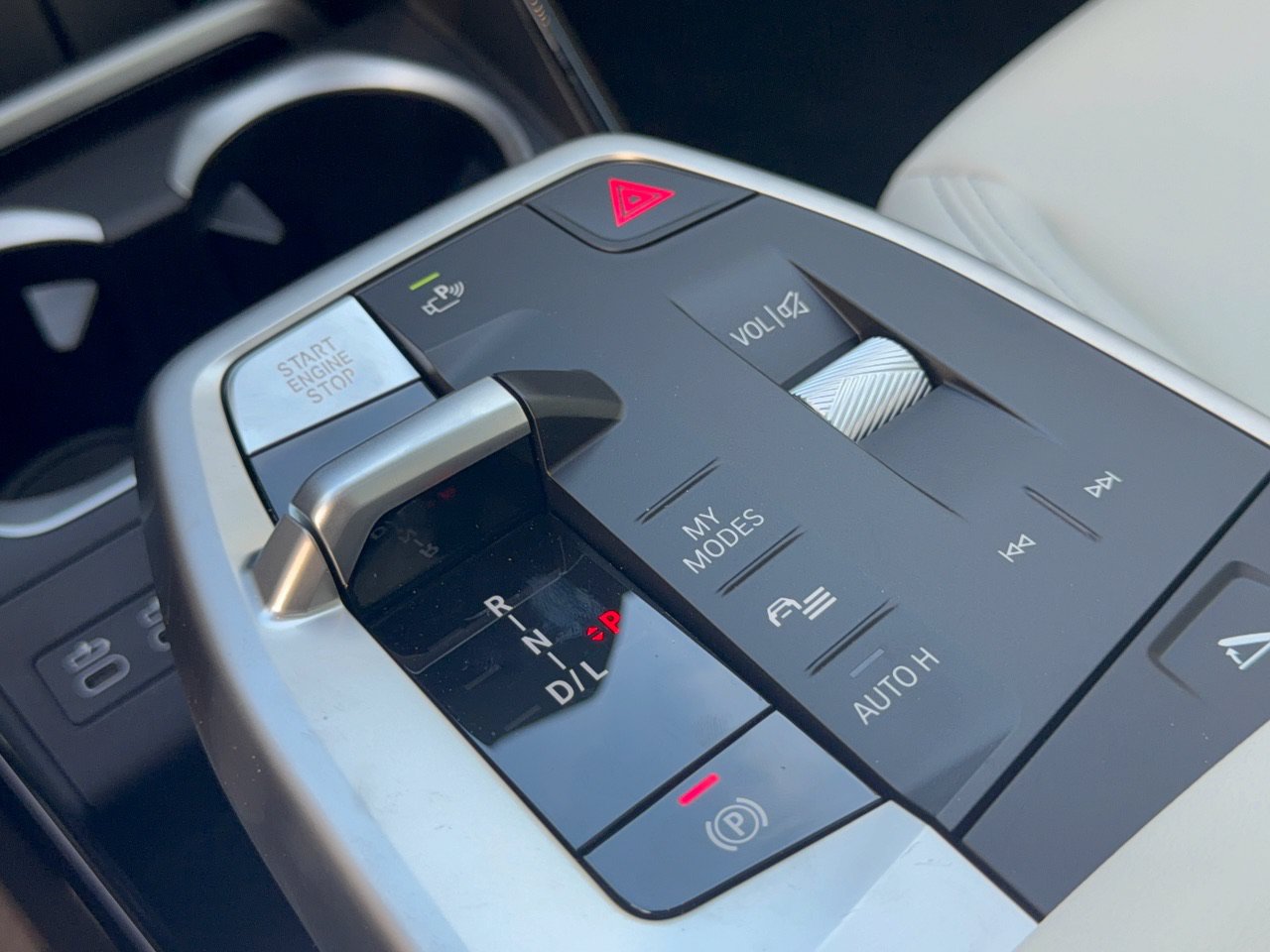 New 2027 BMW X1 xDrive28i AWD/4WD image 21