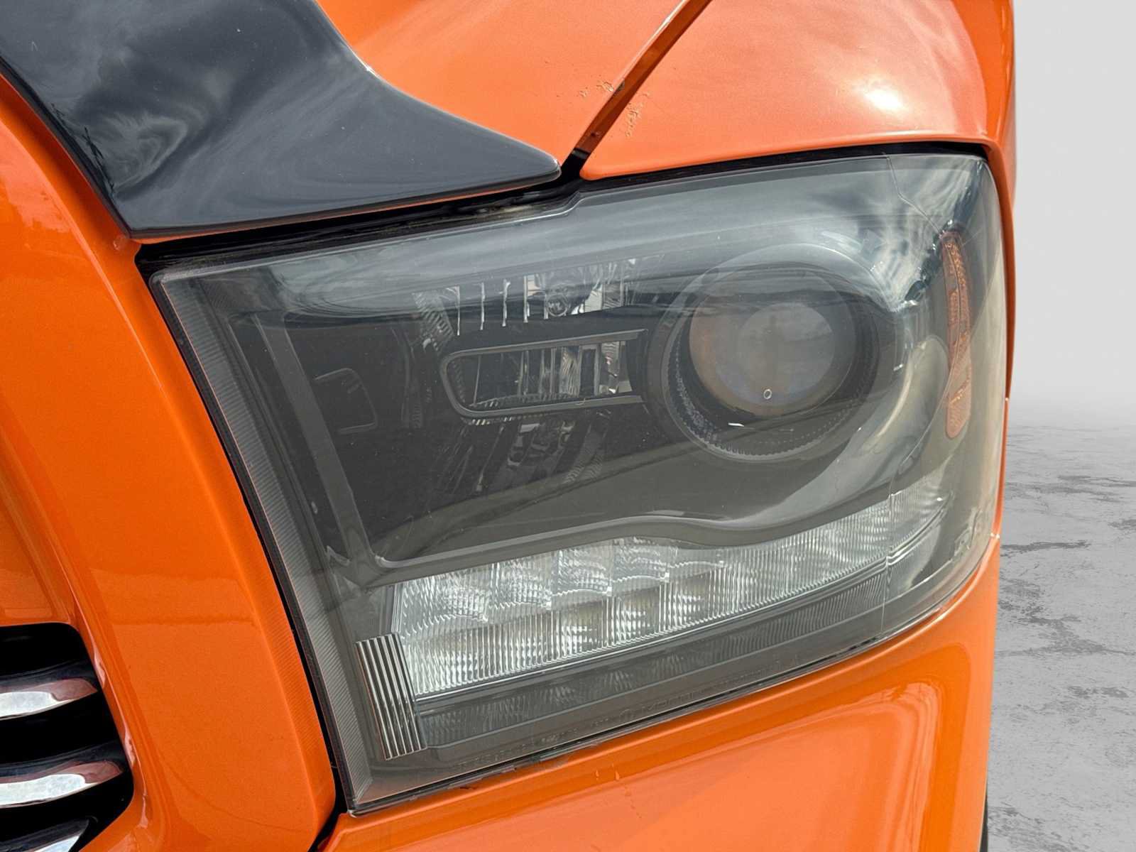 Used 2015 RAM 1500 Sport w/ Ignition Orange Sport Package AWD/4WD image 10