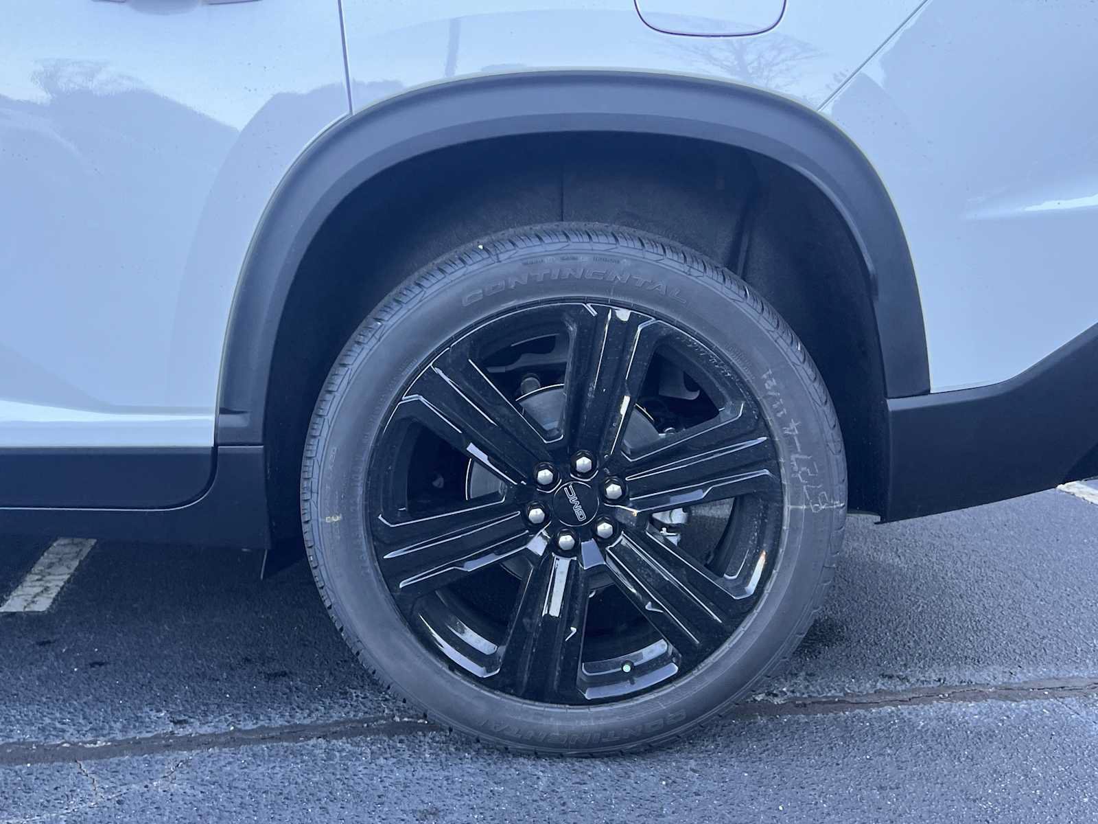 New 2026 GMC Acadia Elevation w/ Black Edition FWD image 27