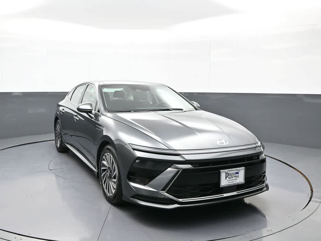Used 2026 Hyundai Sonata SEL FWD image 3