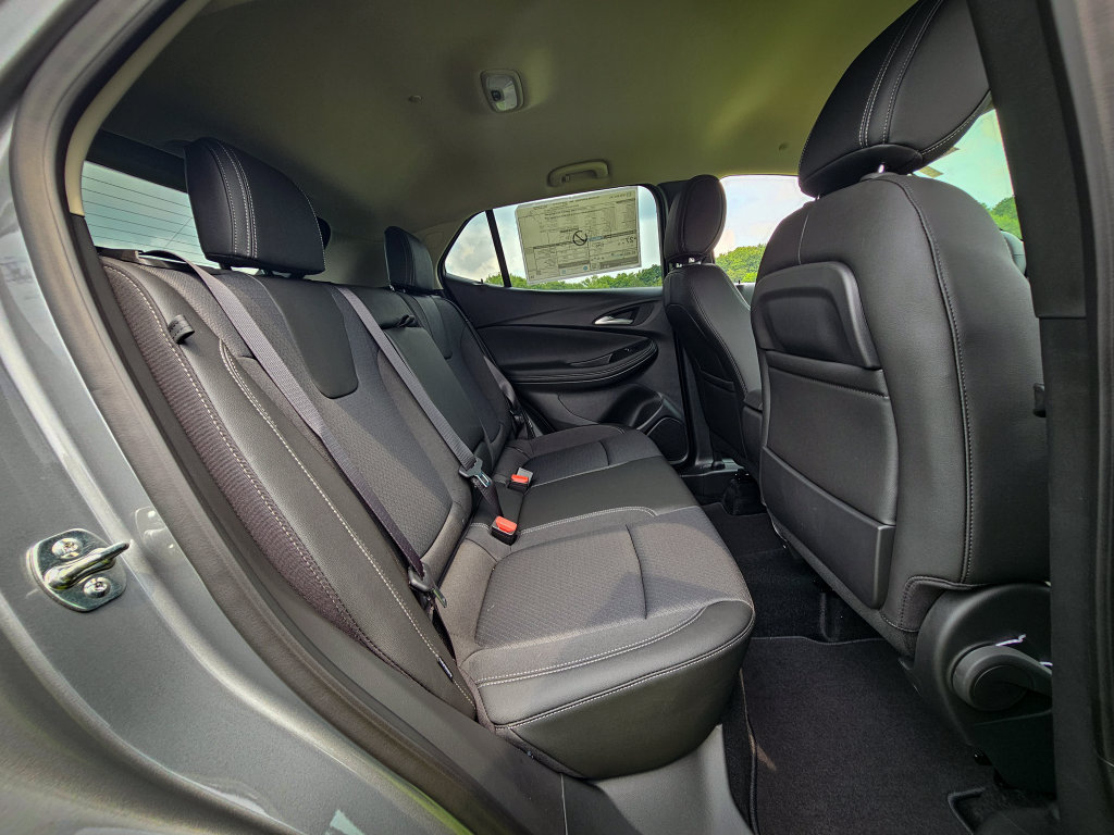 New 2026 Buick Encore GX Preferred w/ Comfort Package AWD/4WD image 35
