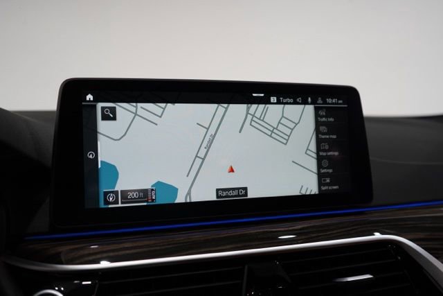 Used 2023 BMW 540i xDrive w/ M Sport Package image 25