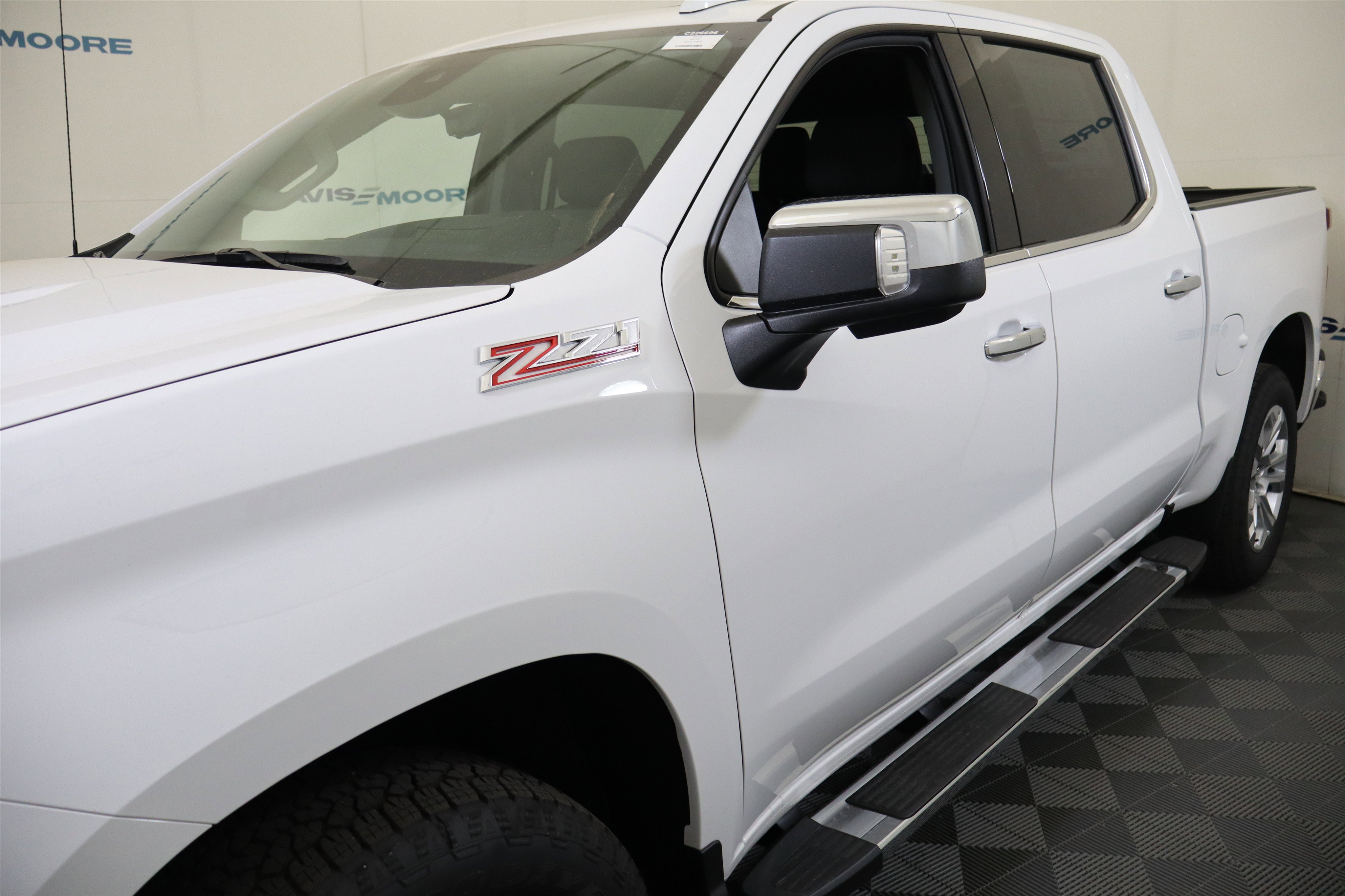 New 2026 Chevrolet Silverado 1500 LTZ w/ LTZ Premium Package AWD/4WD image 13
