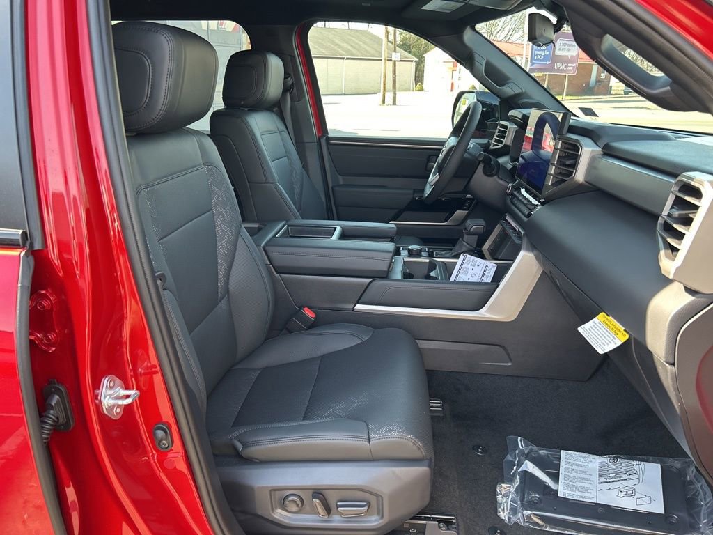 New 2025 Toyota Tundra Limited image 8