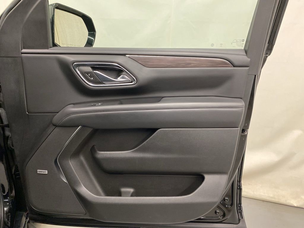 Used 2023 Chevrolet Tahoe LT image 11
