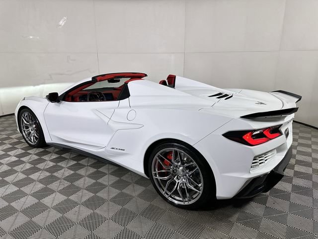 Used 2024 Chevrolet Corvette Z06 w/ Chrome Exterior Badge Package RWD image 19