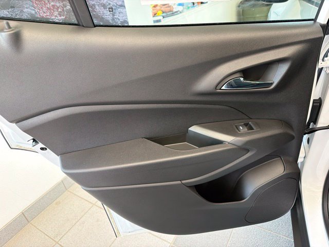 Certified 2024 Chevrolet Trax ACTIV w/ Sunroof Package FWD image 14