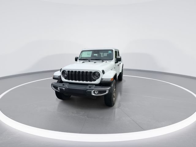 New 2026 Jeep Gladiator Sport AWD/4WD image 3