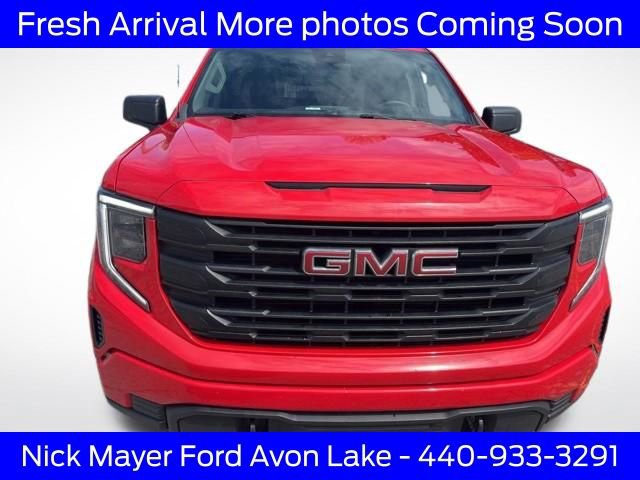 Used 2023 GMC Sierra 1500 Pro w/ Graphite Edition AWD/4WD image 9