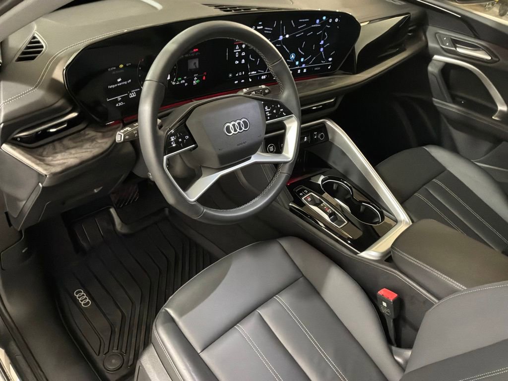 Certified 2025 Audi Q5 Premium w/ Convenience Package image 19