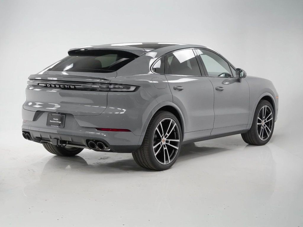 Certified 2025 Porsche Cayenne Coupe image 10