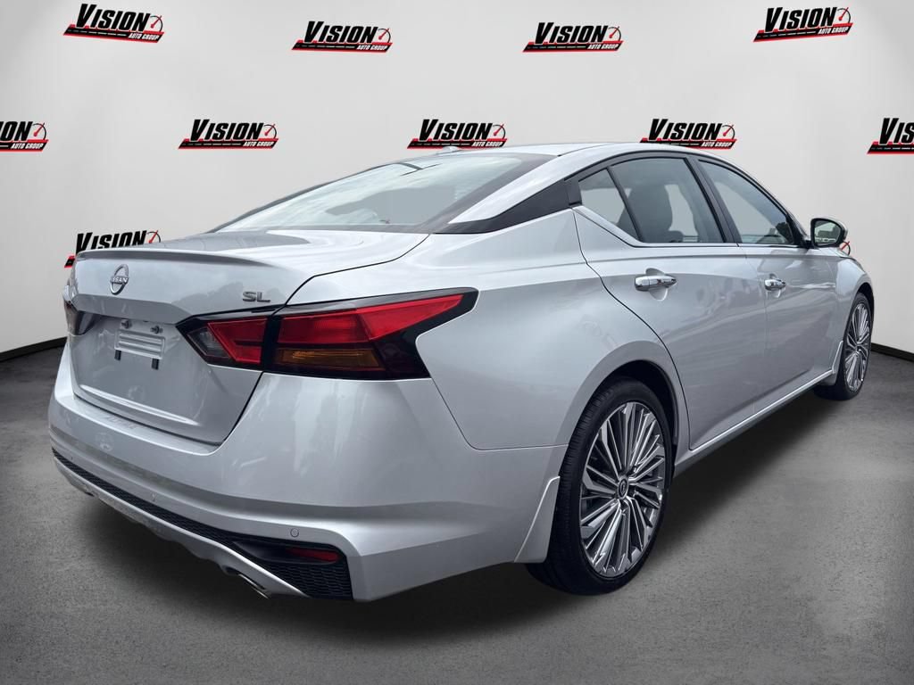 Certified 2025 Nissan Altima 2.5 SL FWD image 3