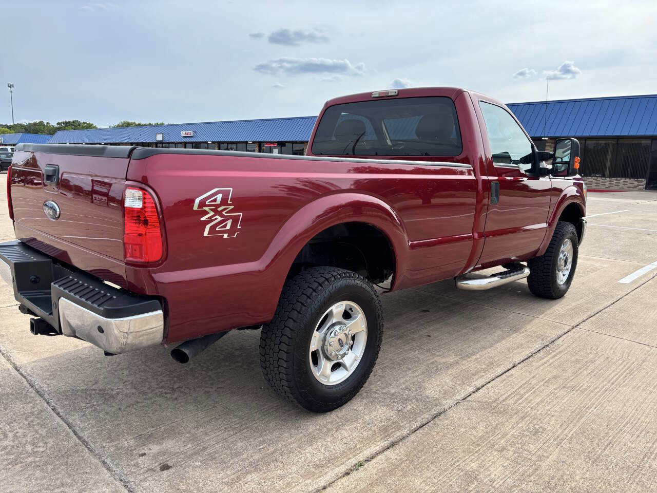 Used 2016 Ford F350 XLT AWD/4WD image 3