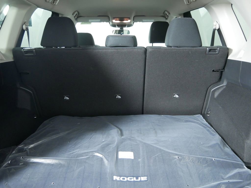 New 2026 Nissan Rogue SV AWD/4WD image 19