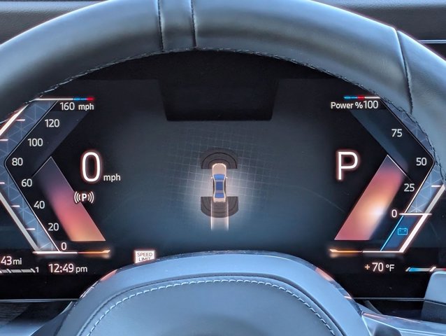 Used 2023 BMW 740i image 11