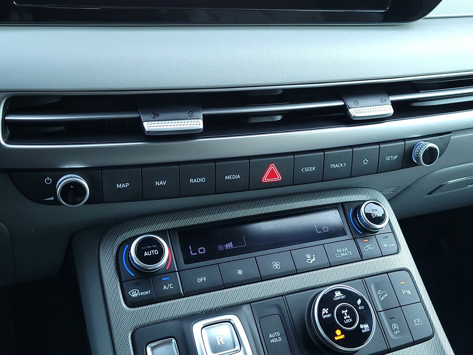 Used 2024 Hyundai Palisade SEL image 21