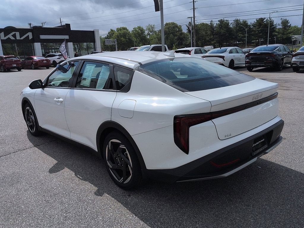 Used 2025 Kia K4 EX FWD image 5