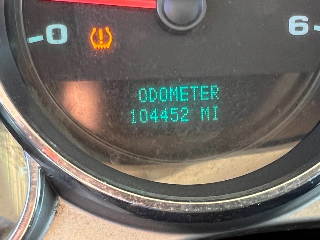 Used 2010 GMC Sierra 3500 W/T w/ Snow Plow Prep Package image 5