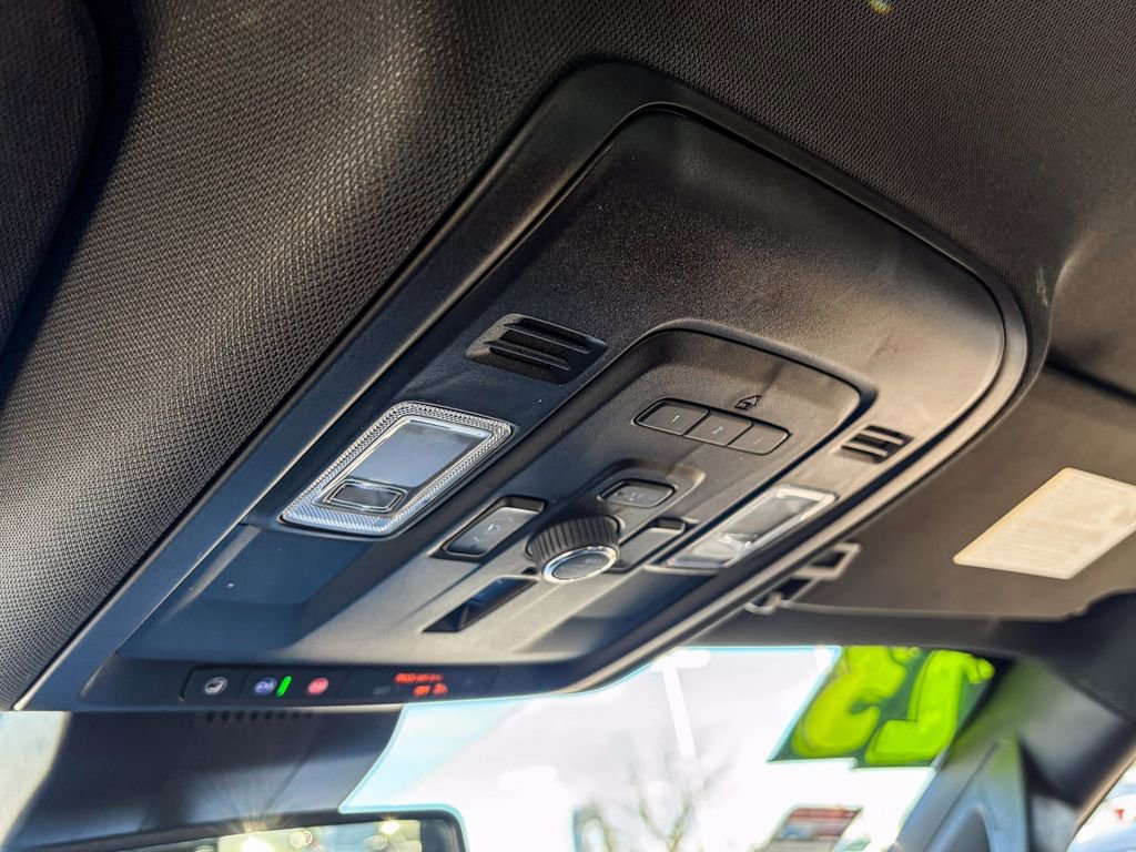 Used 2023 Chevrolet Suburban Premier image 36