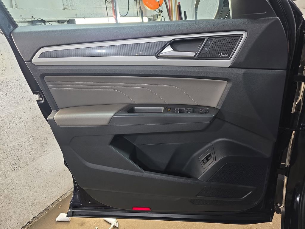 Used 2022 Volkswagen Atlas SEL Premium image 26