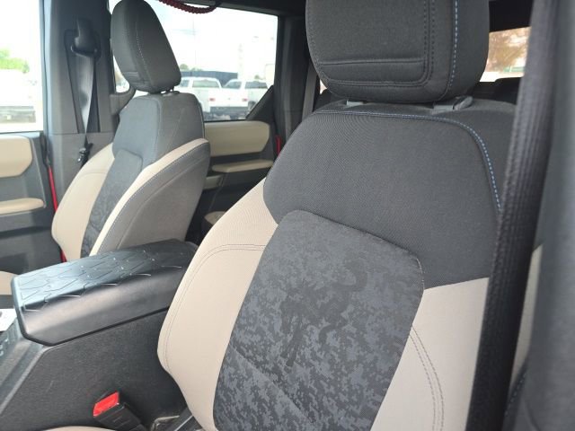Used 2023 Ford Bronco Wildtrak image 11