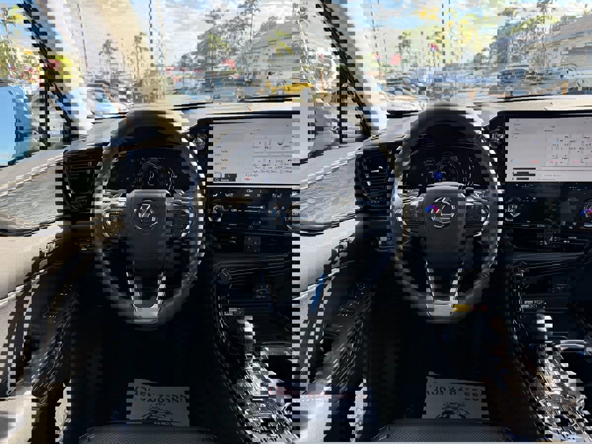 Used 2024 Lexus NX 350h AWD w/ Vision Package image 29