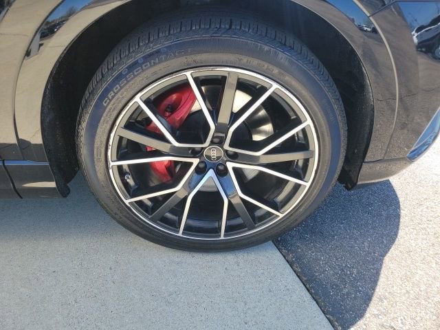 Used 2022 Audi SQ8 Prestige w/ Prestige Package image 17