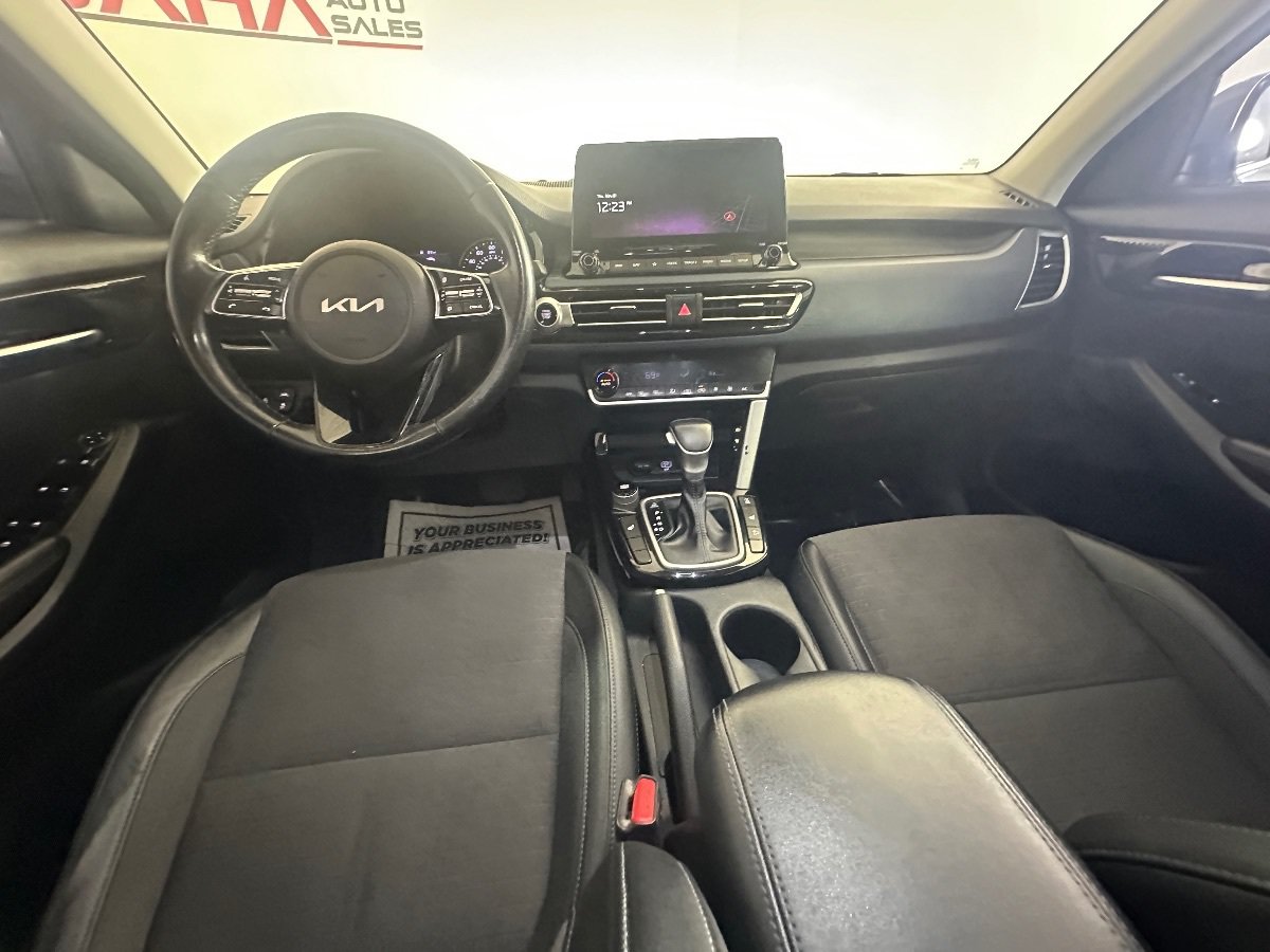 Used 2023 Kia Seltos Nightfall Edition AWD/4WD image 26