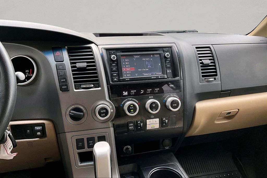 Used 2017 Toyota Sequoia Limited AWD/4WD image 8