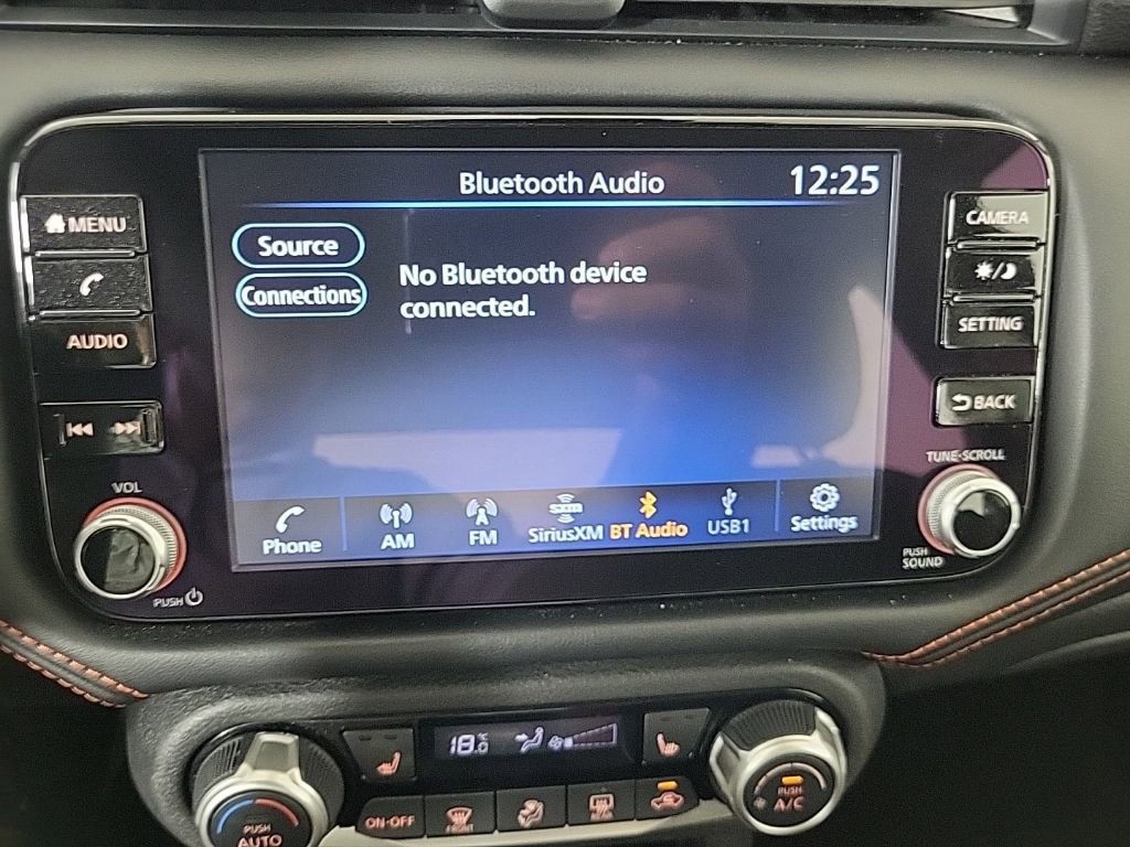 Used 2024 Nissan Versa SR image 15