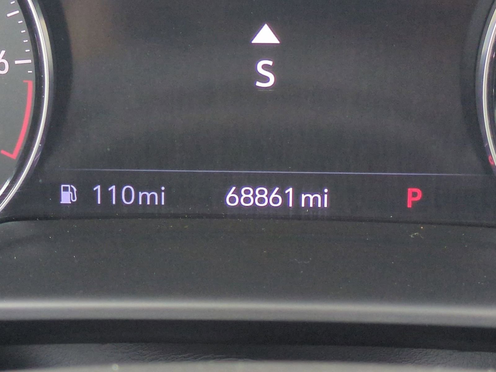 Certified 2021 Buick Envision Essence w/ Sport Touring Package image 12