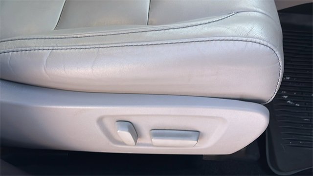 Used 2017 Toyota Highlander XLE image 36