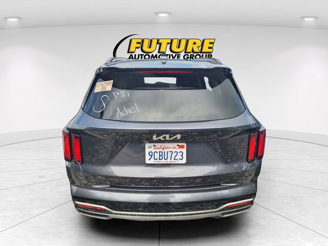 Used 2022 Kia Sorento S w/ Panoramic Sunroof Package FWD image 4