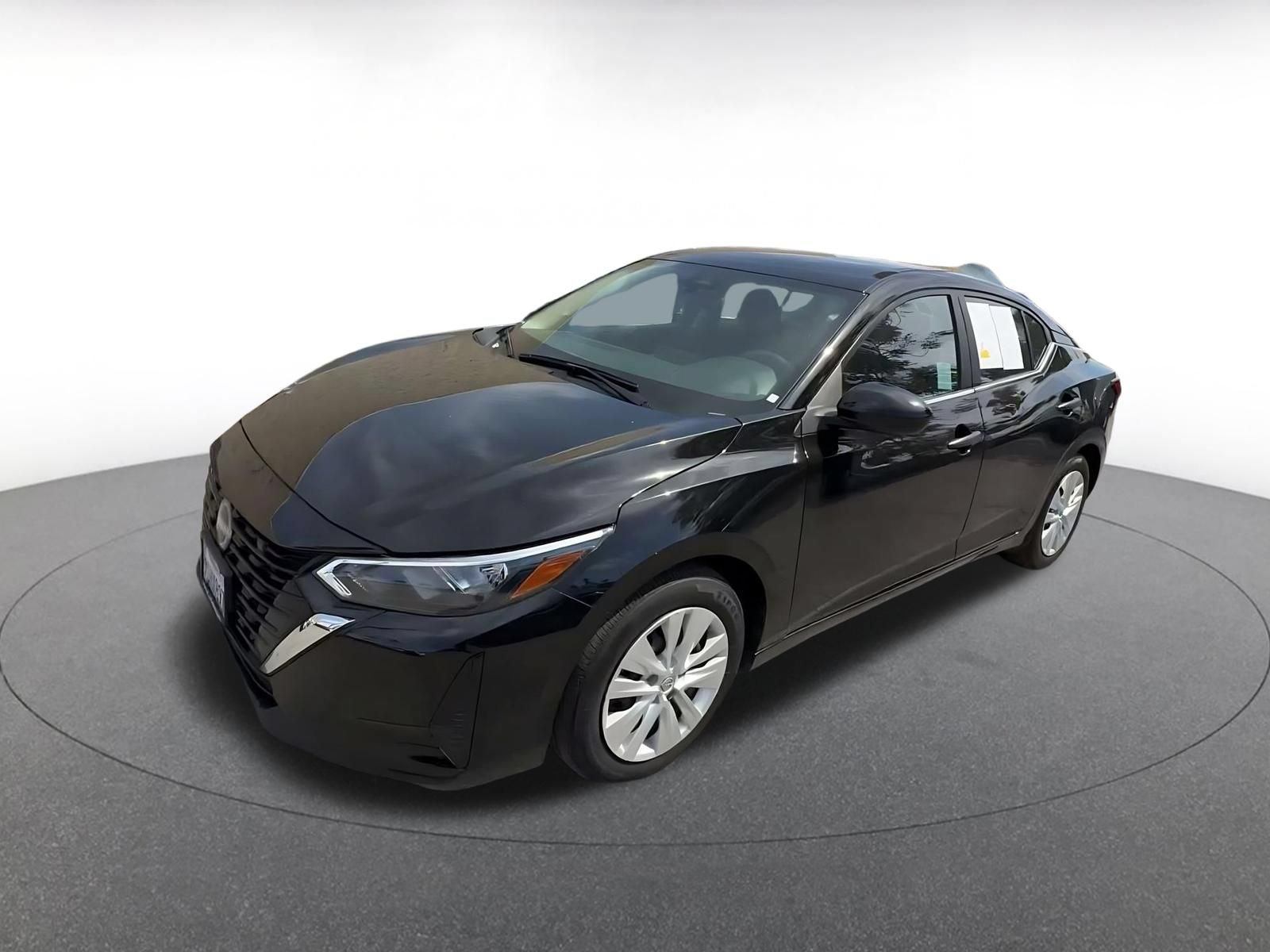 Used 2025 Nissan Sentra S FWD image 7