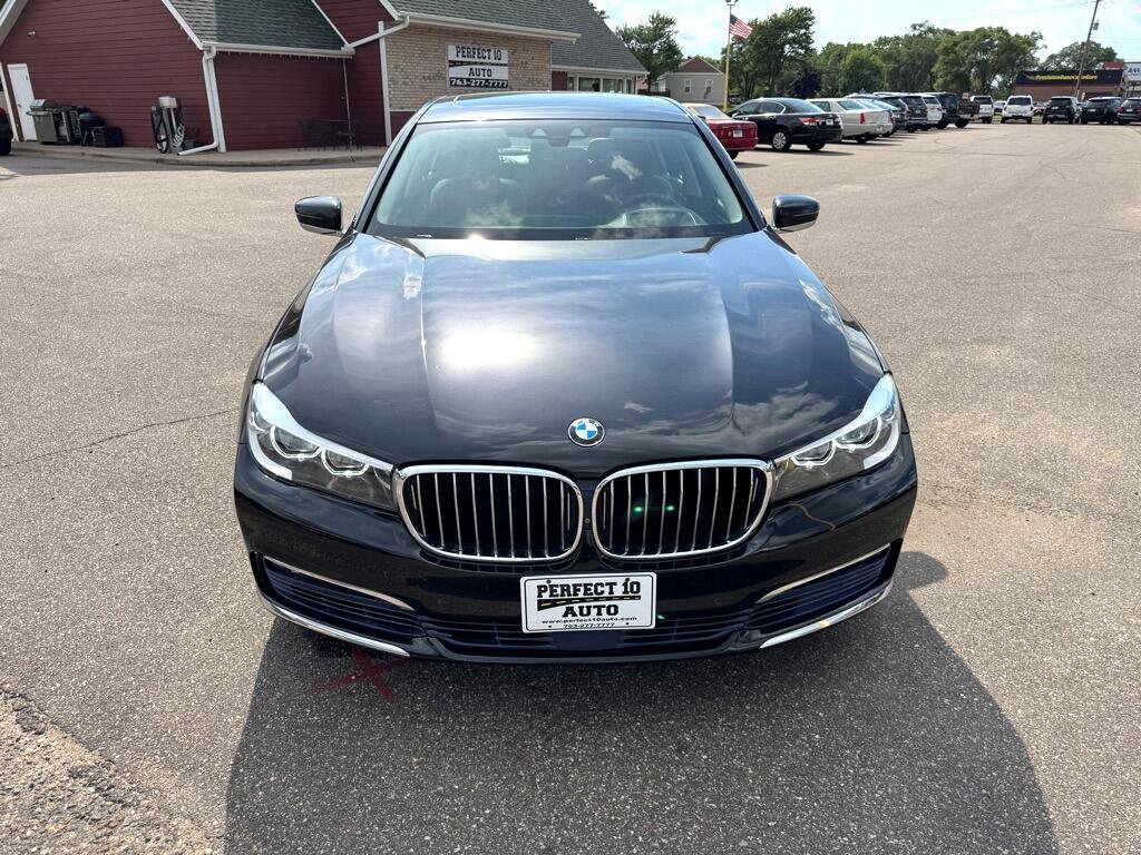 Used 2017 BMW 740i xDrive image 16