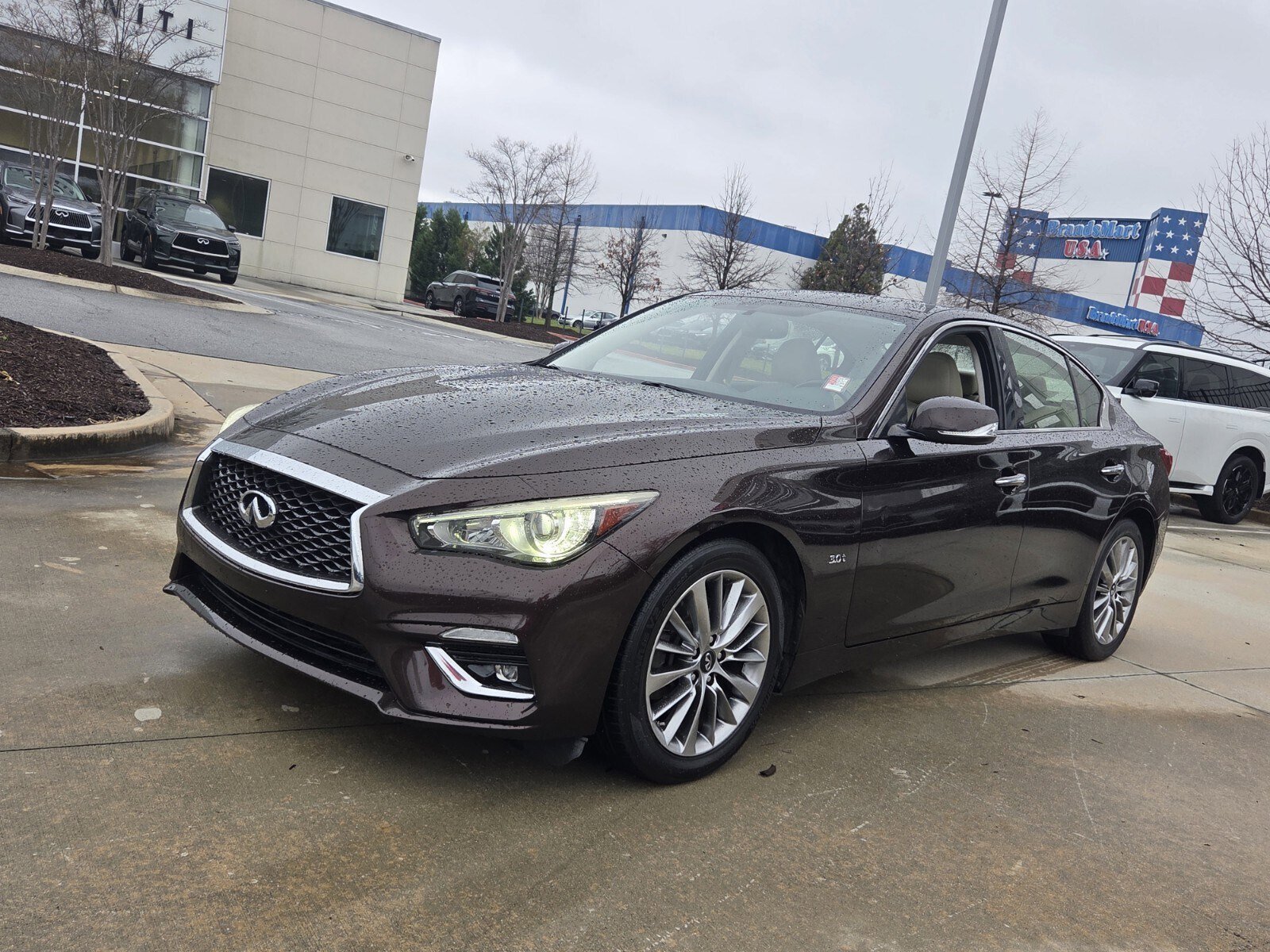 Used 2018 INFINITI Q50 Luxe w/ Essential Package (3.0T Luxe) image 1