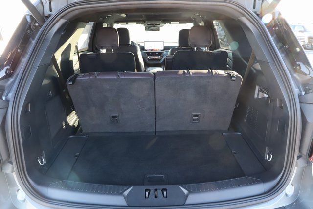 Used 2025 Ford Explorer Platinum w/ LUX Leather Package image 8