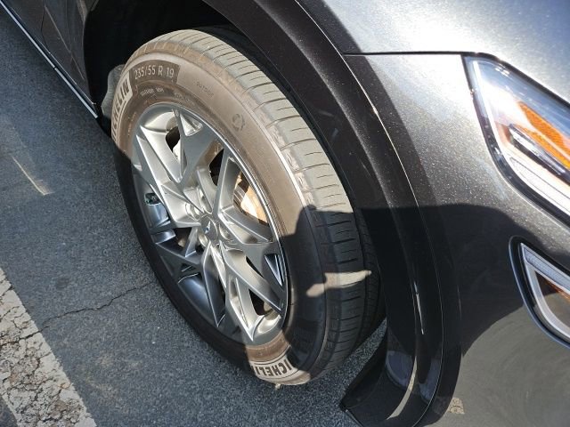 Used 2024 Genesis GV70 2.5T w/ Select Package image 4